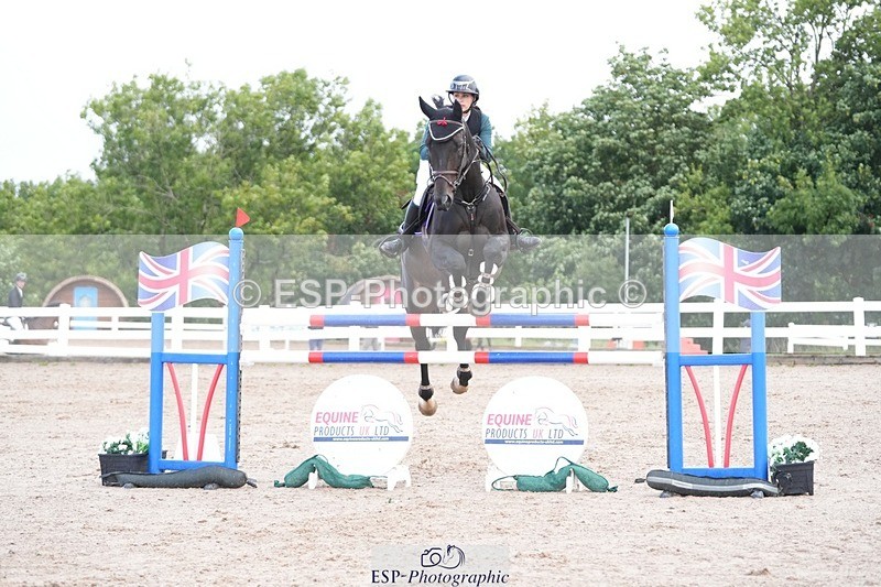 250720-093632-18186 - Cls16, 1 Star Silver Tour Accumulator