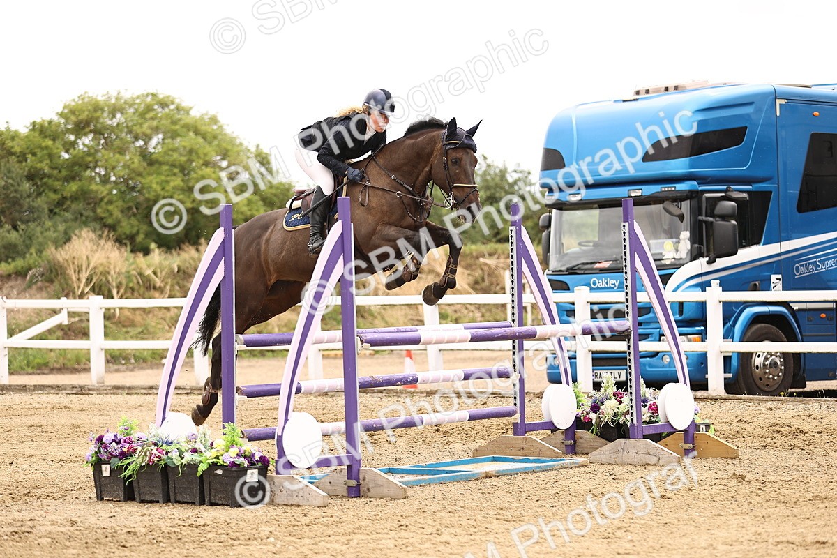 SBM_003254 - Class 21 - Senior Newcomers - 1.10m