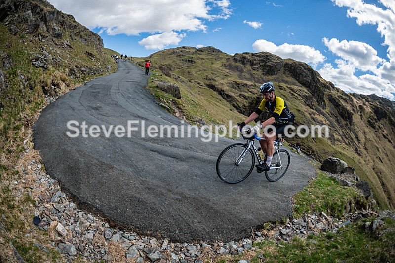 144137 - Hardknott Hairpin 14.00 - 15.00