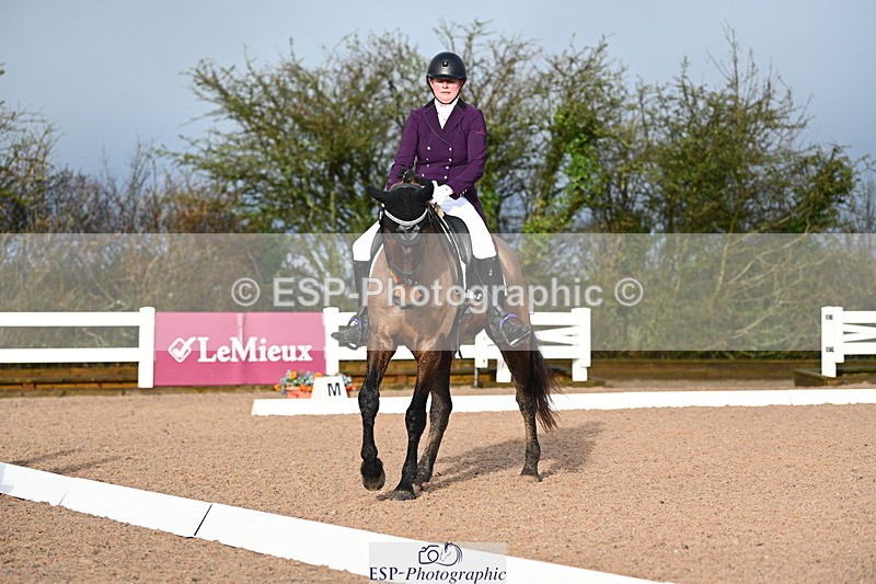 240218A-091537-05067 - 151-NICOLA.KAYES-BOSS.X