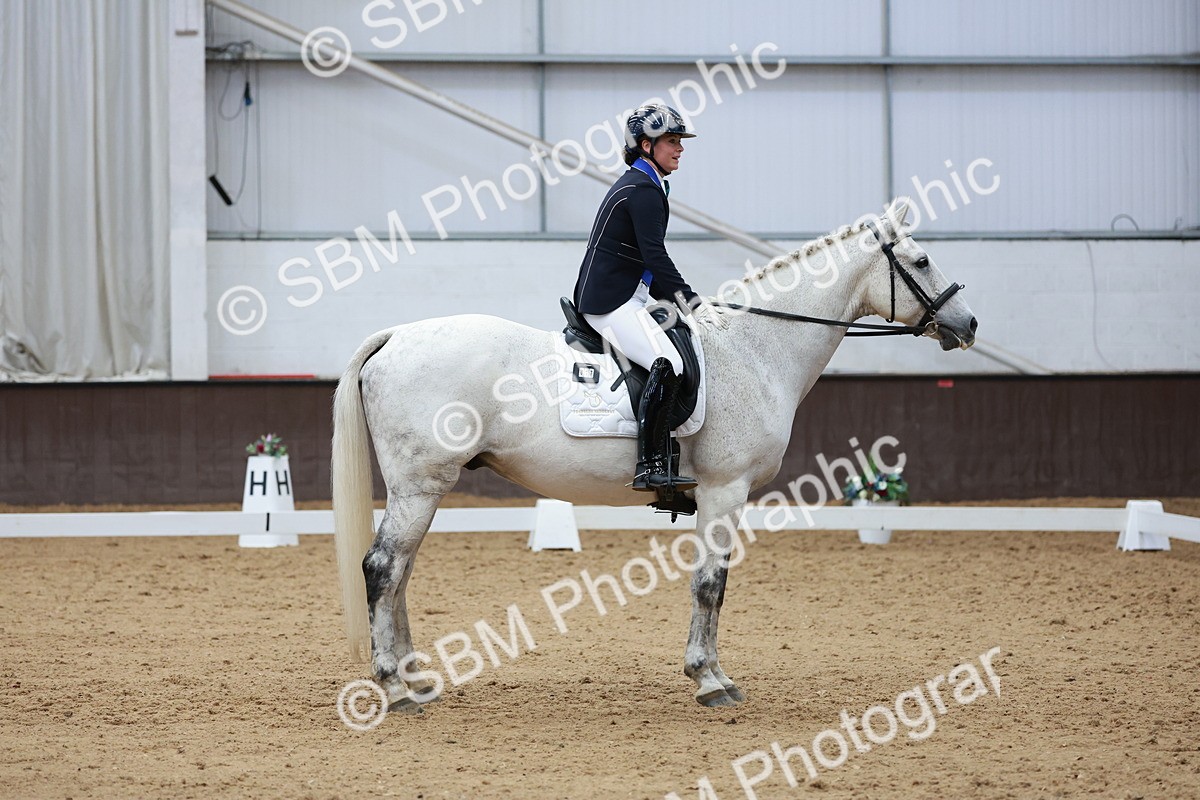 SBM_009908 - Class 6b - Novice 6 - 12.40-13.43