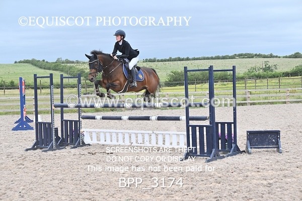 BPP_3174 - CLASS 11 STX-UK Pony Foxhunter/ 1.10m Open
