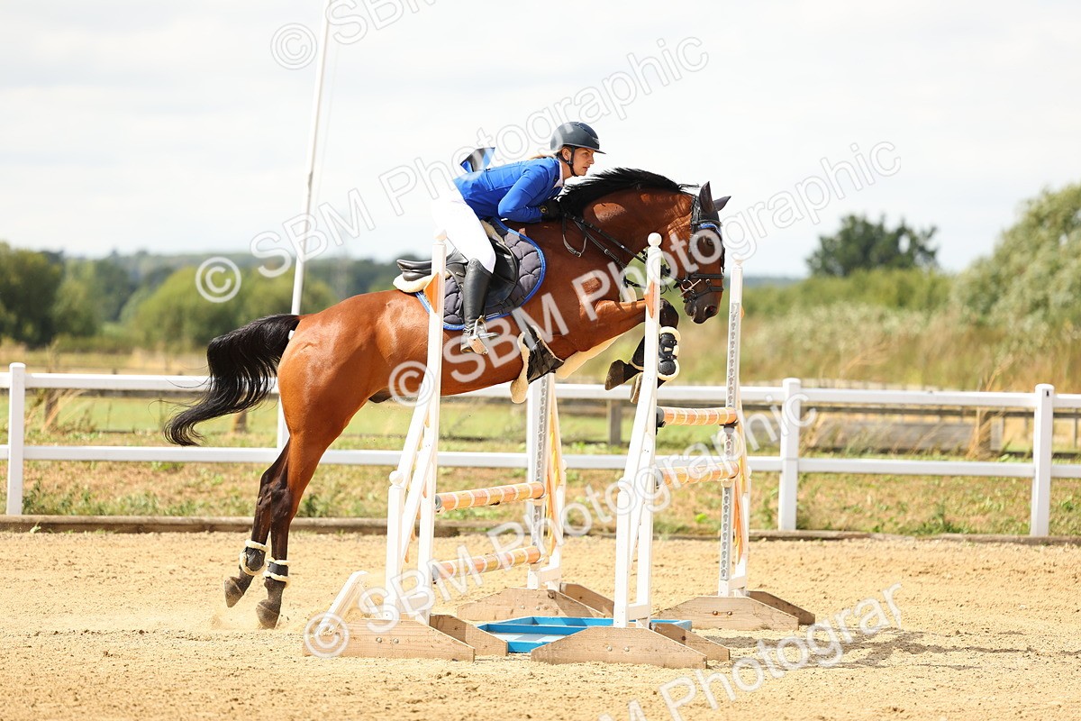 SBM_010374 - Class 4 - Senior Foxhunter - 1.20m Open