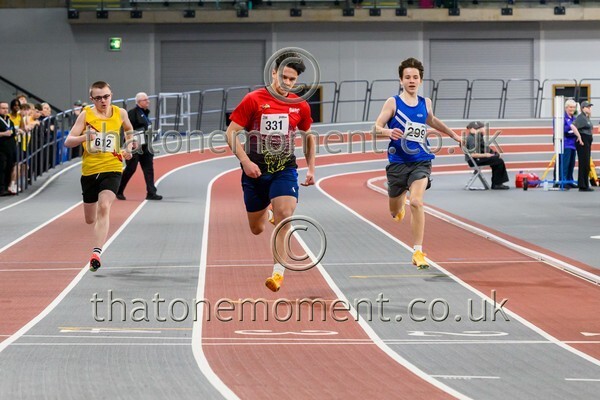 Age26SAT-915636 - Track Male Set One