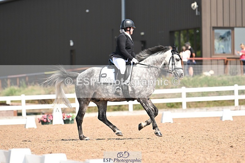 250816-121547-04473 - 059-Michelle.HardymanWalstead.Jack.Daniels