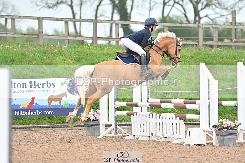 240505A-112634-04856 - Cls 3  Pony Discovery & 90cm Open