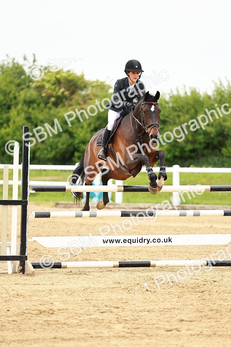 SBM_001014 - Class 5 - Senior Foxhunters - 1.20m