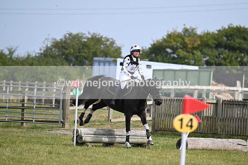 WJ6_1130 - 60cm XC Time 12:34 to 12:54
