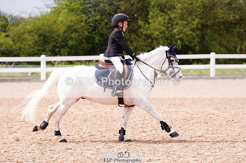 240506A-143740-09564 - Cls 17 Club 60cm