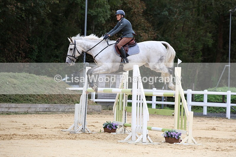 3E7A3247 - Class 9: Senior Foxhunter/1.20 open