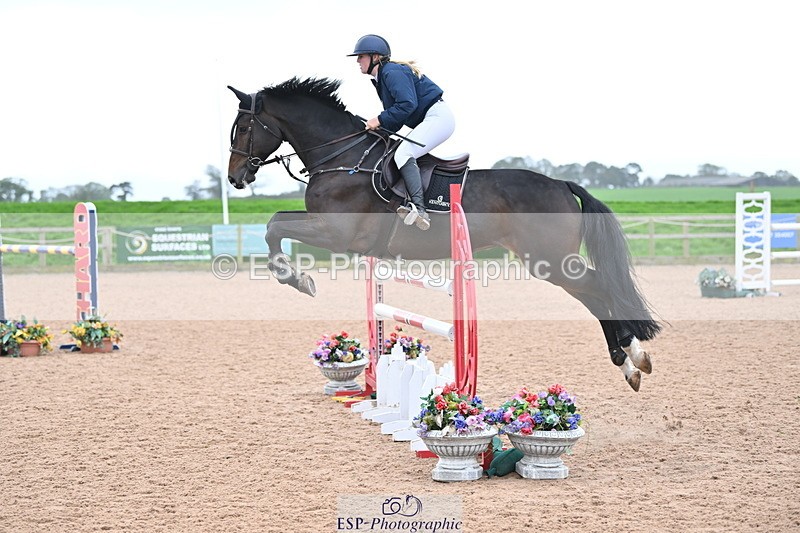 231013A-141648-02637 - Cls 9 Foxhunter & 1.20m Open