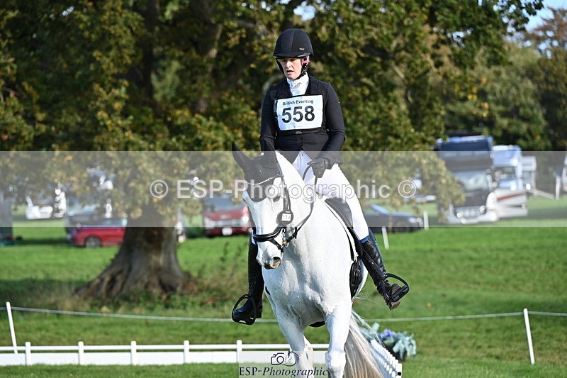 251024A-103740-08399 - G-558-Chloe.Chamulewicz