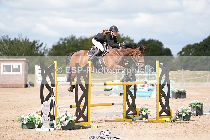 250801-110549-04851 - Cls 14 Snr Fox 1st Rnd