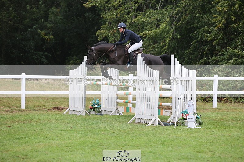 250830A-131301-06594 - Cls 16 Snr Newcomers and 1.10m Open