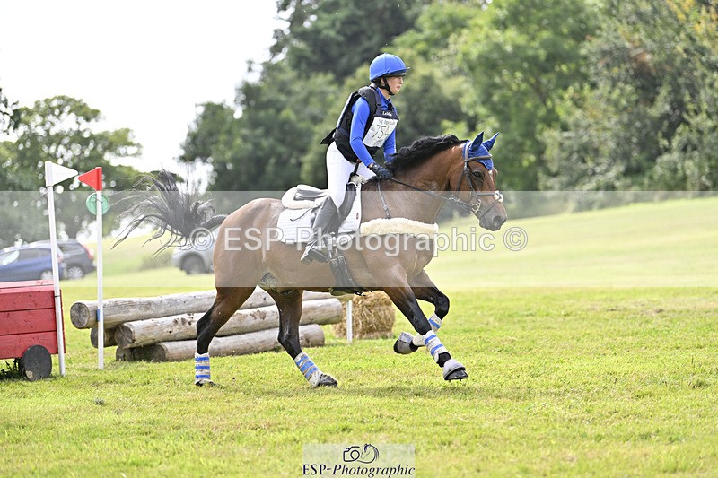 240825X-140806-34748 - 80cm XC 14.30 to 15.30