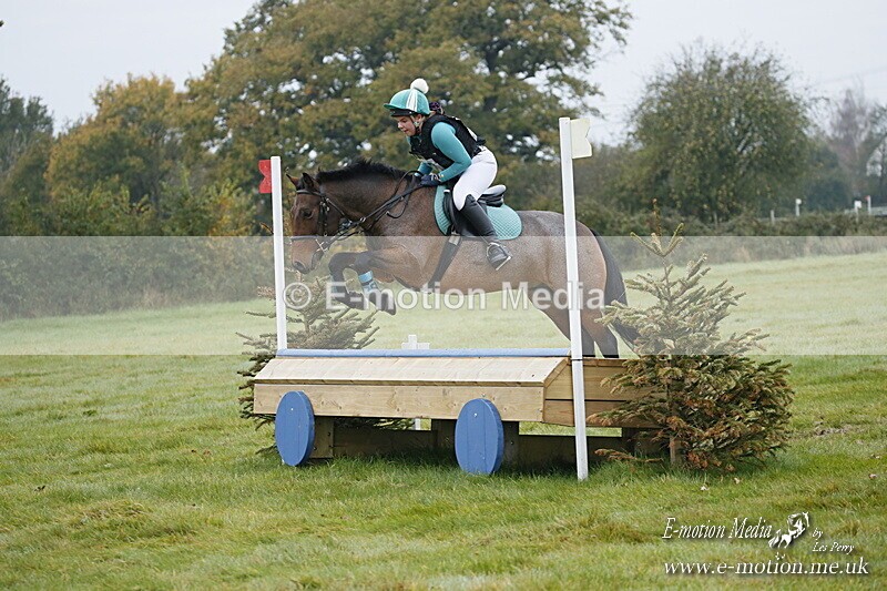 WWHT 181020 WWHT 181020 104 - WWEC Novice Restricted (0.80m) 18/10/20