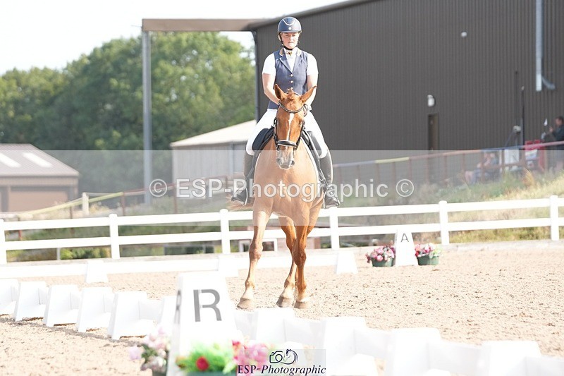 250817-100935-08297 - 051-Alana.ShaplandForever.Autumn.DS