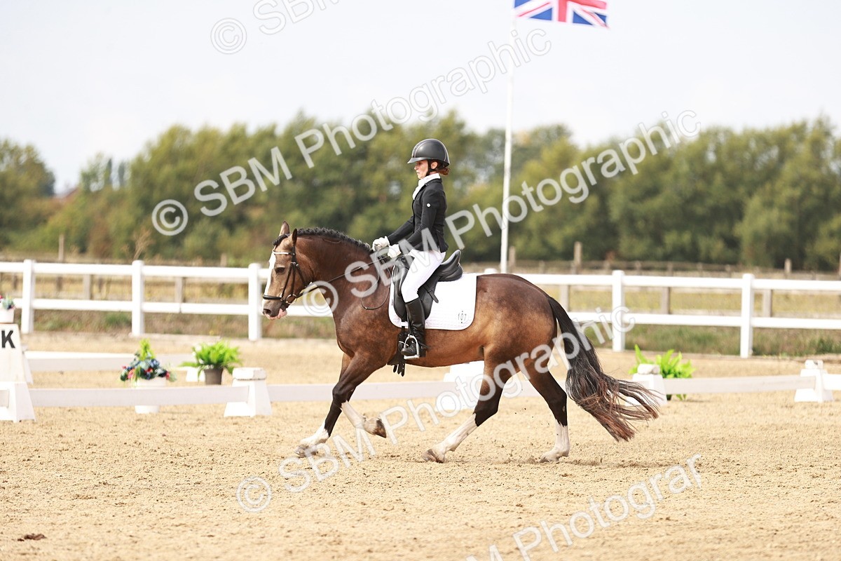 SBM_000914 - Class 1 - Prelim 5 - 10.40-11.36