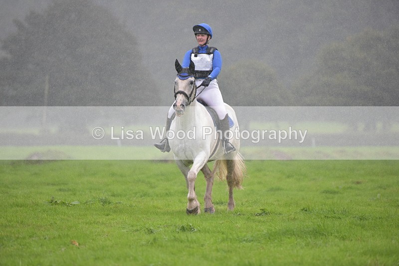 RAY_9340 - Class 1: 65cm: Ski Jump