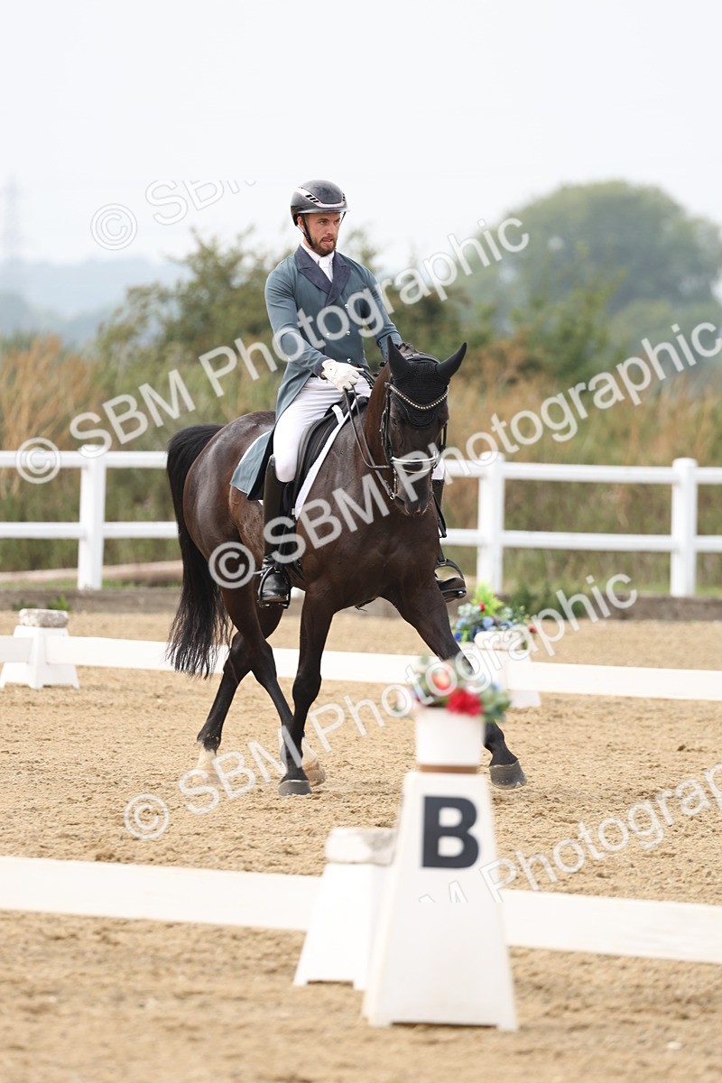 SBM_008320 - Class 10 - FEI INT I - 16.10-16.50