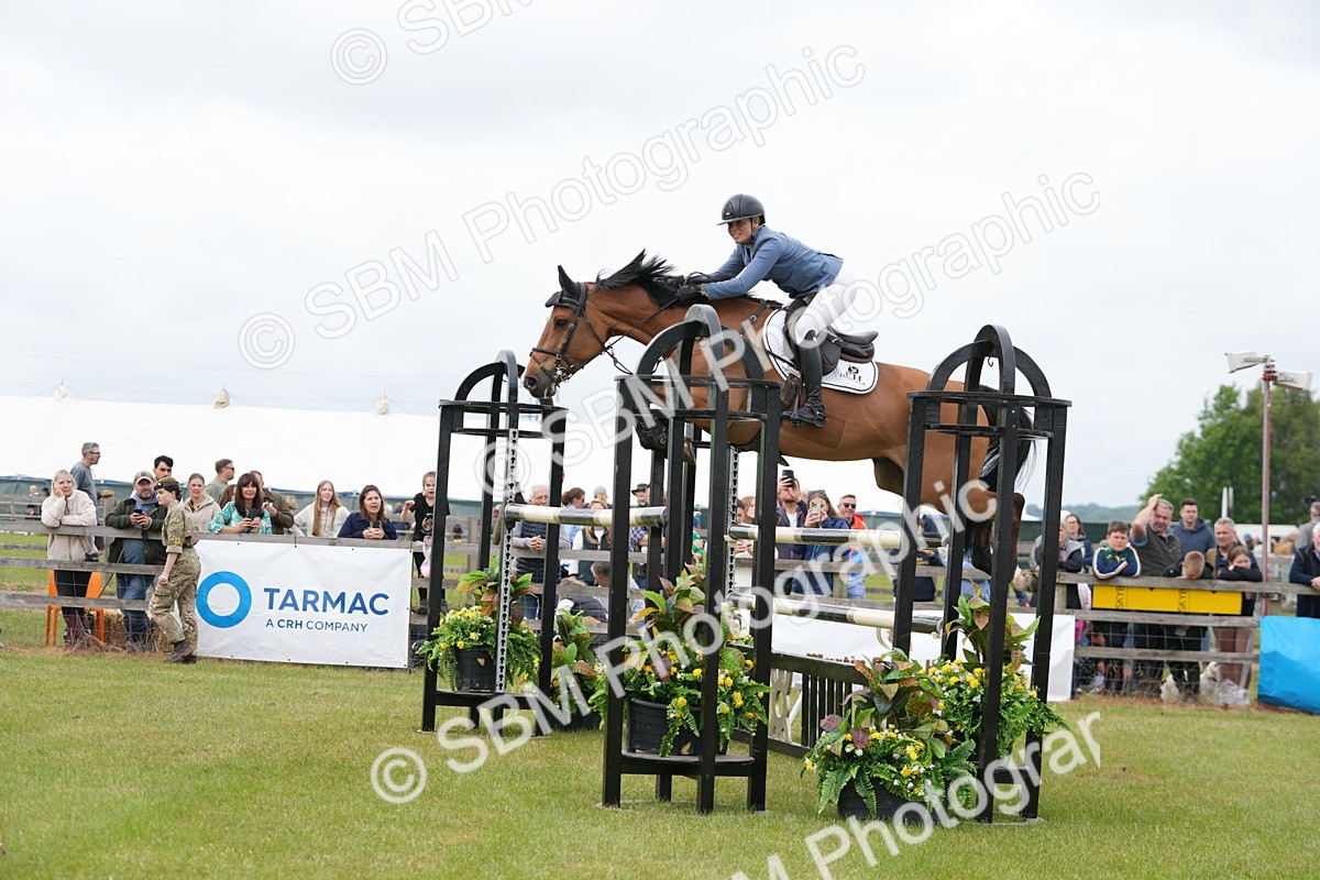 SBM_06618 - Class 202 - National 1.40m Open