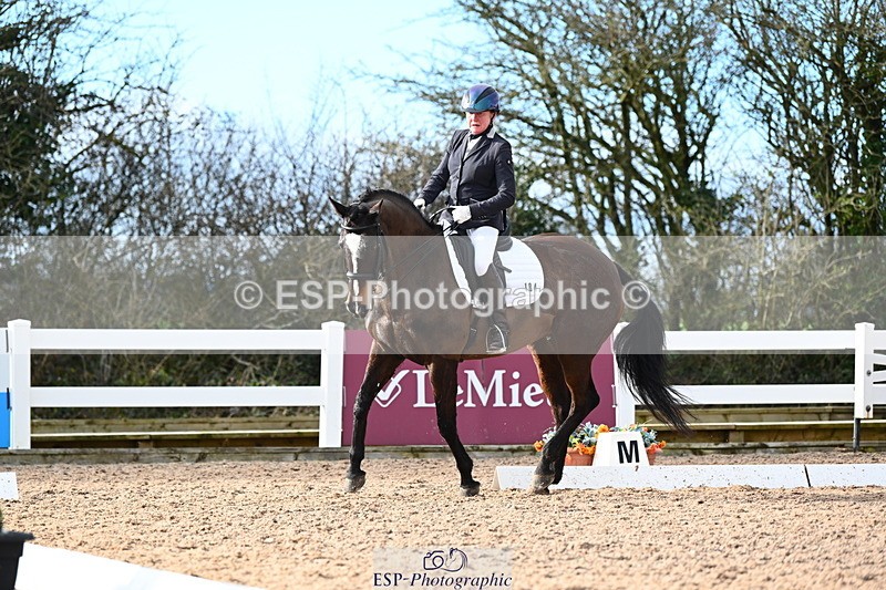 240218A-143641-08691 - 184-jeanette.male-Langaller.Future.Star