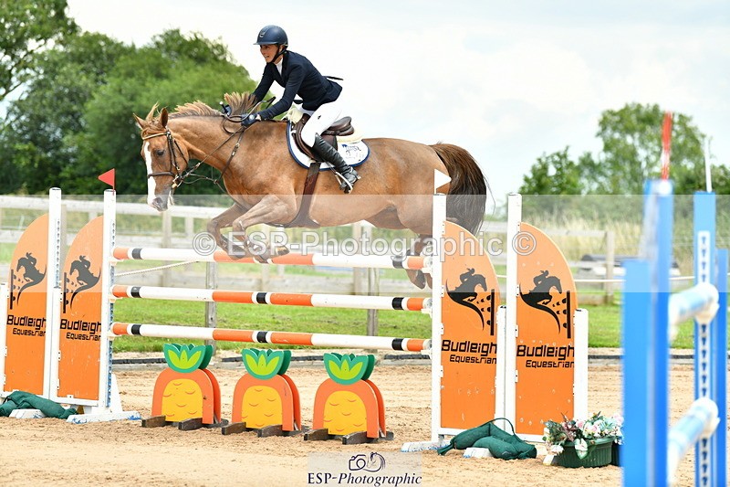 230720A-145256-03589 - Cls 9, 2 Star Big 1.40m Start to break