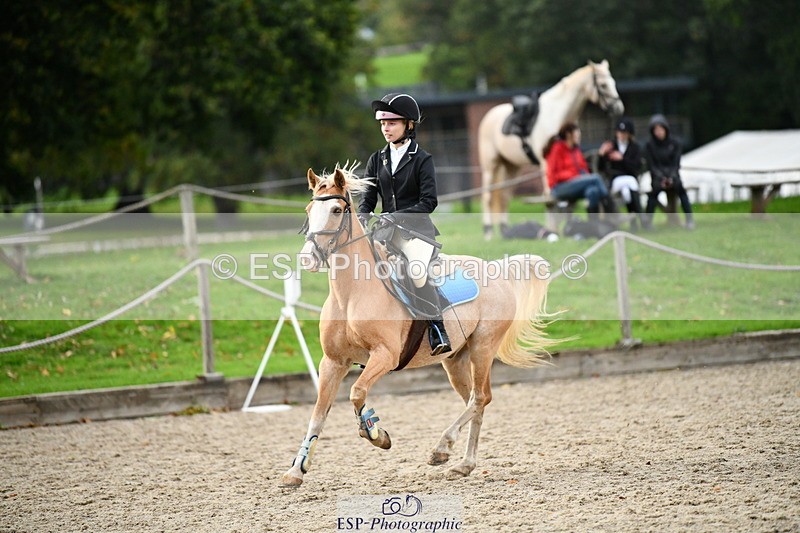 251004A-165625-02301 - Classes 10 & 11 80cm