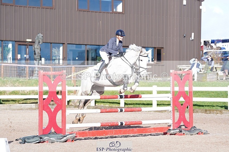 250222-150212-02367 - Cls 15 Foxhunter and 1.20m Open