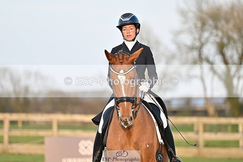 250404-185821-08750 - 195-Sarah.Millis-Impressive.VDC