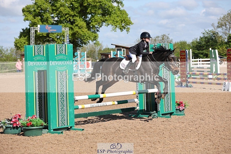 250504-100826-01853 - Cls 1 Pony Intro 70cm