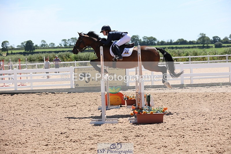 240629A-140441-06680 - Cls 19 Foxhunter and 1.10m Open