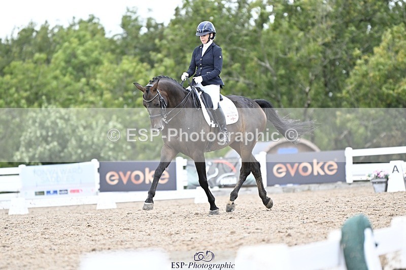 250907-165627-10815 - 113-Nicole.JahanshahiVirtual.Attraction