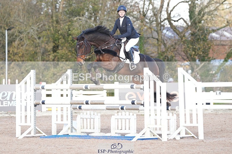 251108-124653-02570 - Cls 13 Foxhunter and 1.20m Open
