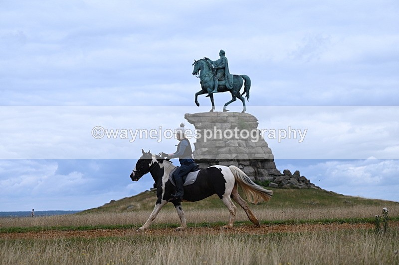 DSC_6480 - Time at Statue 12:17 to 12:44