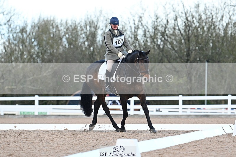 240323A-105917-02466 - DR Novice 24