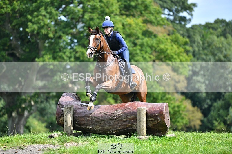 230817-135628-02959 - Abbie's 1st Group - XC