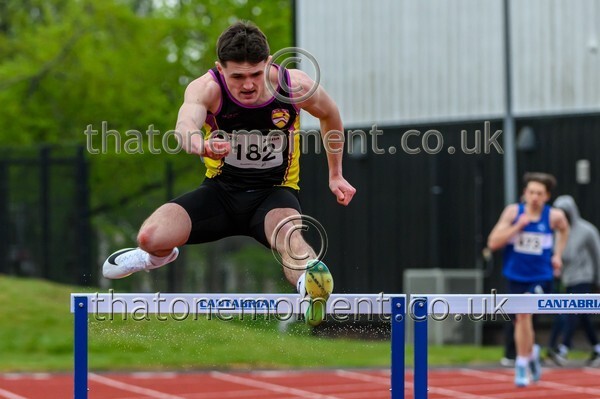 Opener25-923921 - Track Male