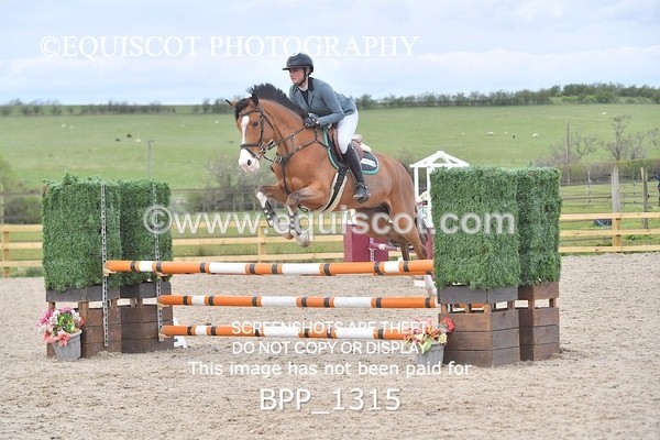 BPP_1315 - CLASS 15 SAT Senior BritiNovice/ 90cm Open