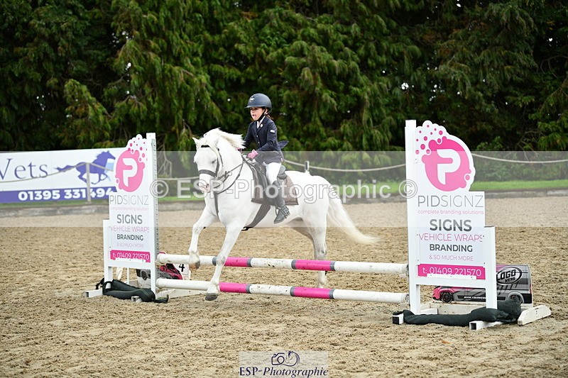 251004A-110617-00532 - Classes 4 & 5 50cm