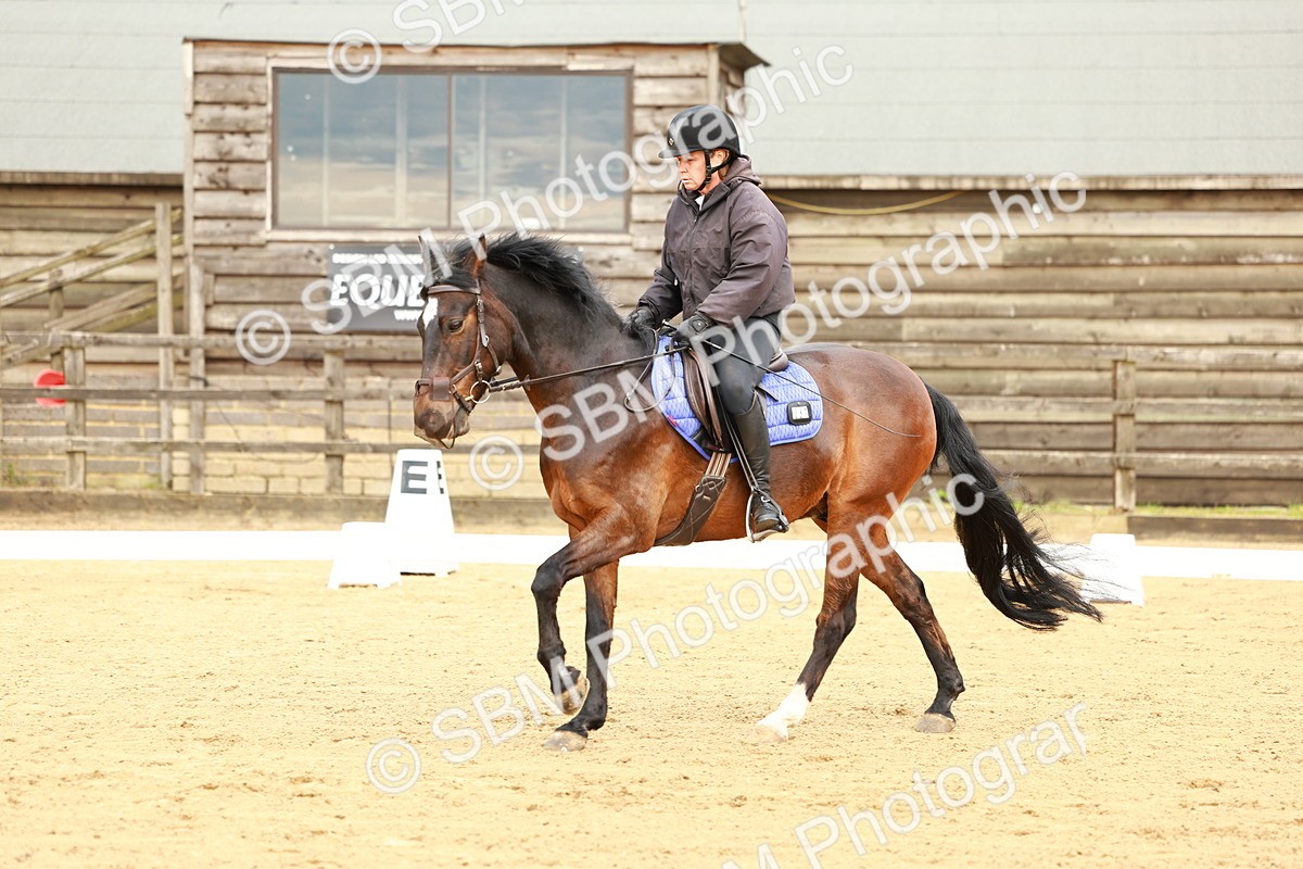 0B8A9303 - Class 5-4 - Novice 2-Prelim 3