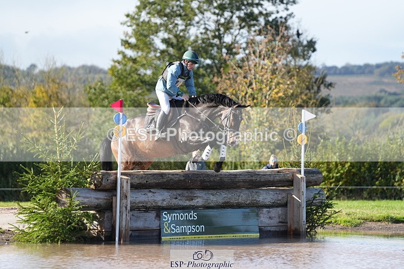 251024A-115117-08502 - B-121-Patrick.Whelan