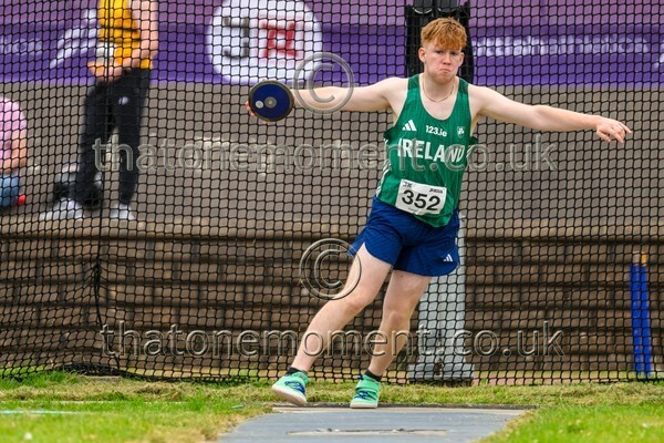 Sen25SAT-923346 - Field Male Set Two