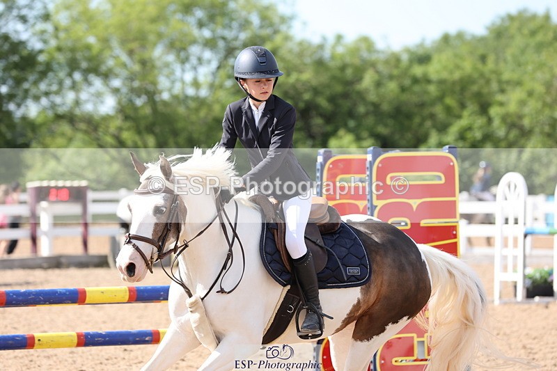 240629A-170056-08235 - Cls 13 Stepping Stones 128cm + 138cm