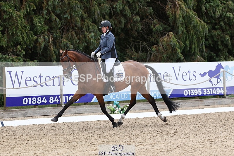 250809A-121029-03338 - 110-Alice.OppenheimerHeadmore.Forever.Ruby