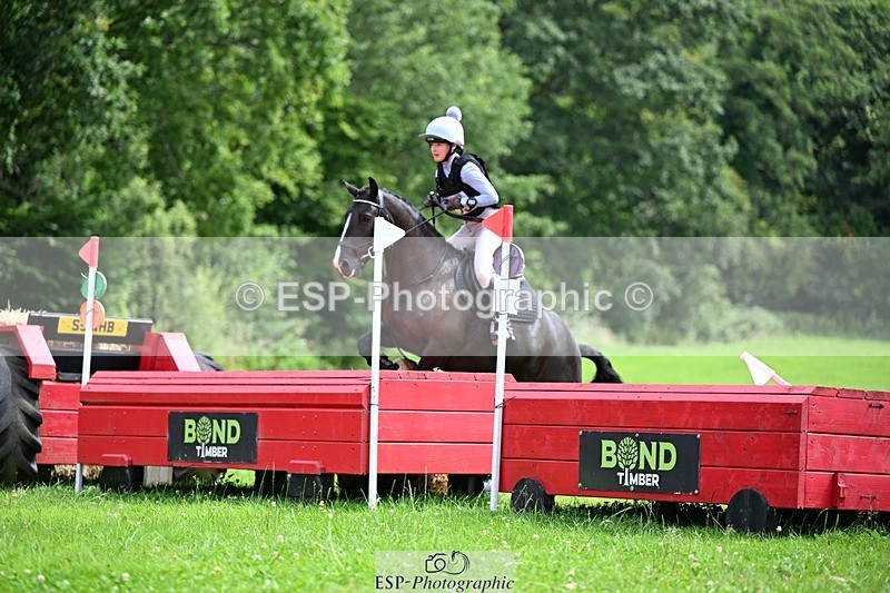 240803-133450-06636 - 153-Eleanor_Blewitt-CARRY_ON_PRINCESS