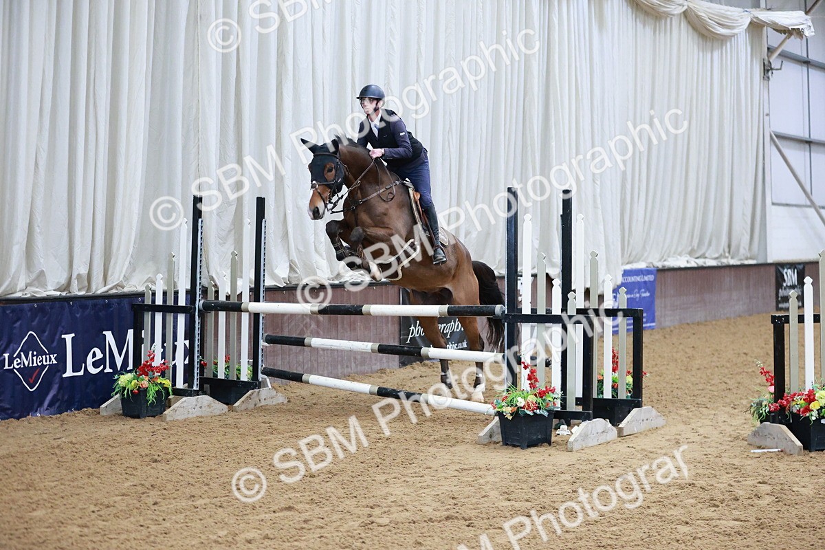 SBM_004031 - Class 11 - Senior Newcomers - 1.10m