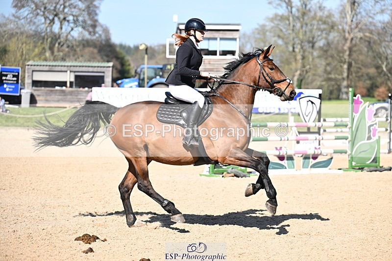 260321A-131850-00744 - 5 Newcomers 1m 10