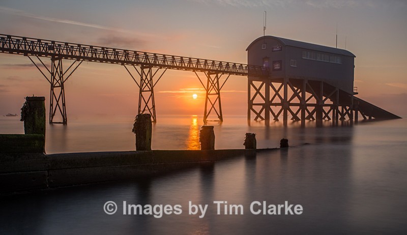 Selsey Lifeboat Station Sun Rise 5016 - Seascapes