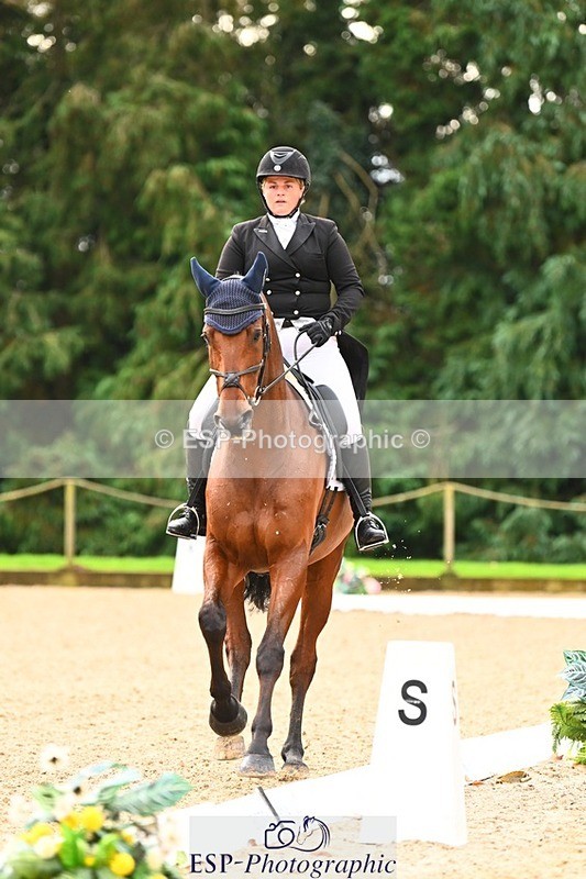 231021-100547-12668 - 229-HARTHILL.SAMBA-Charlotte.Rowe-DR